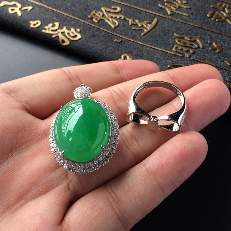 https://jdimg.jaadee.net//images/201512/goods_img/61019_d2f97551e9f.jpg