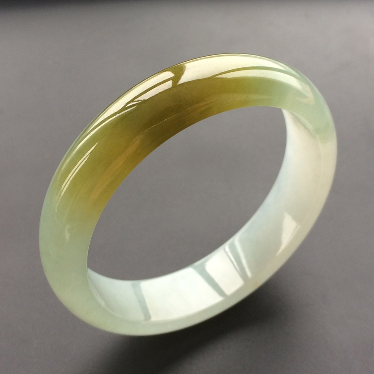 (超值推荐)糯冰种晴水带褐黄翡手镯(58.6mm)