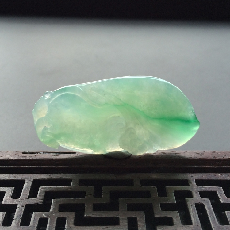 https://jdimg.jaadee.net//images/201512/goods_img/61076_d2fc7809b27.jpg