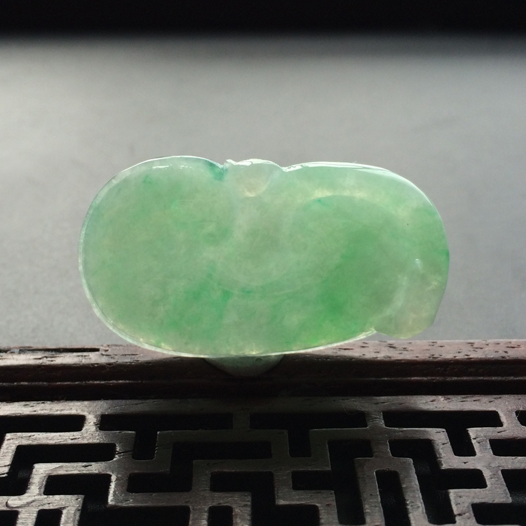https://jdimg.jaadee.net//images/201512/goods_img/61081_15193f58129.jpg