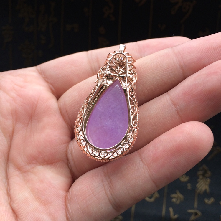 https://jdimg.jaadee.net//images/201512/goods_img/61156_d302d49bcd6.jpg