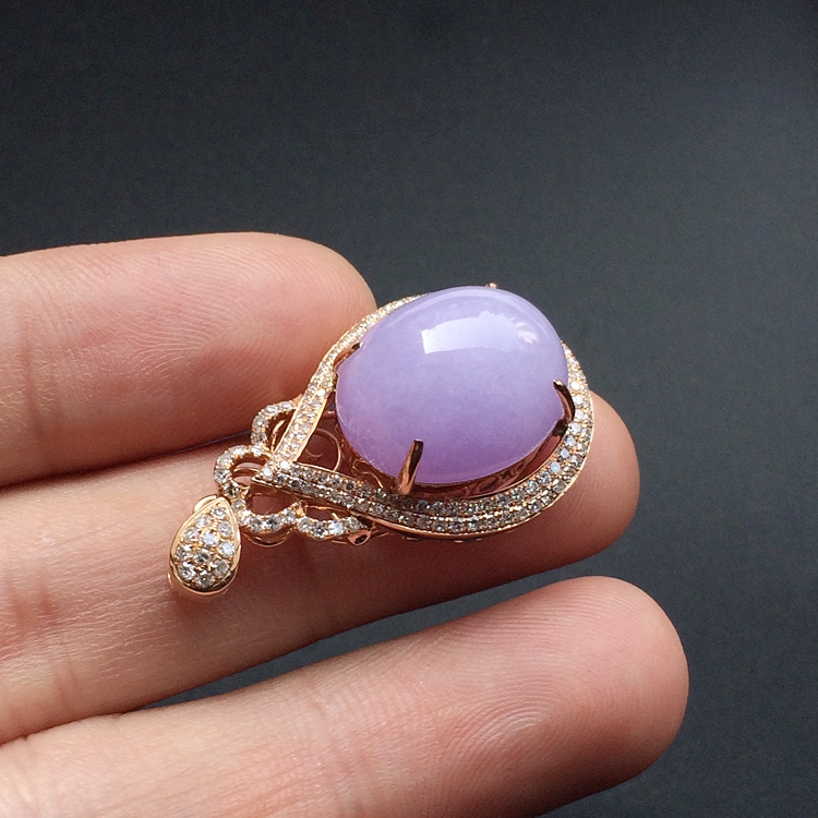 https://jdimg.jaadee.net//images/201512/goods_img/61188_d30386bc12f.jpg