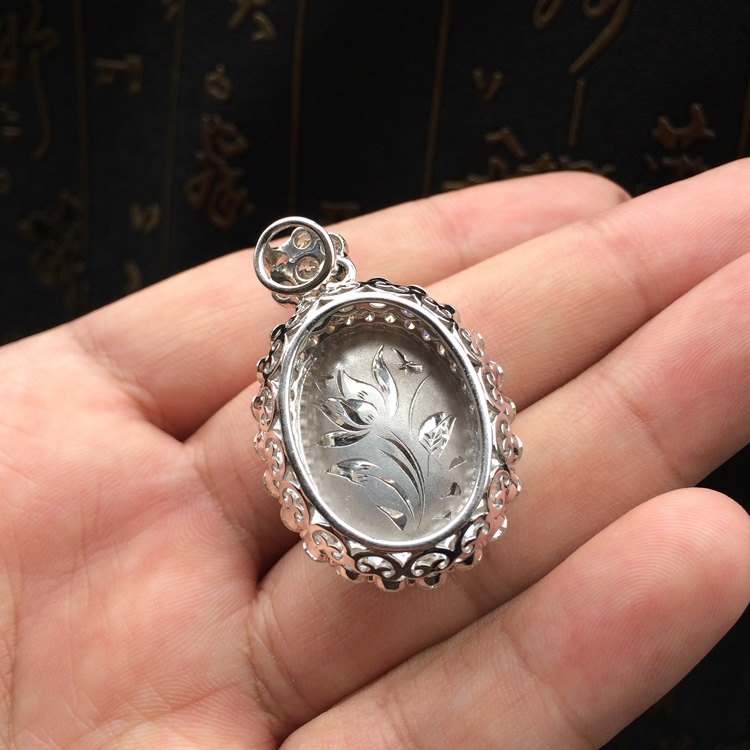 https://jdimg.jaadee.net//images/201512/goods_img/61220_d30609351cc.jpg