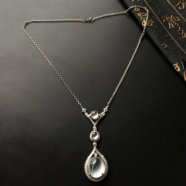 https://jdimg.jaadee.net//images/201512/goods_img/61223_d3060b22877.jpg