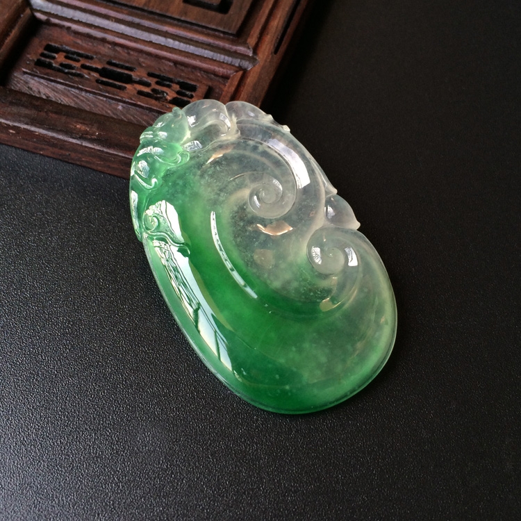 https://jdimg.jaadee.net//images/201512/goods_img/61287_d3095f590b6.jpg