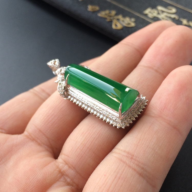 https://jdimg.jaadee.net//images/201512/goods_img/61402_d30fb9ab633.jpg