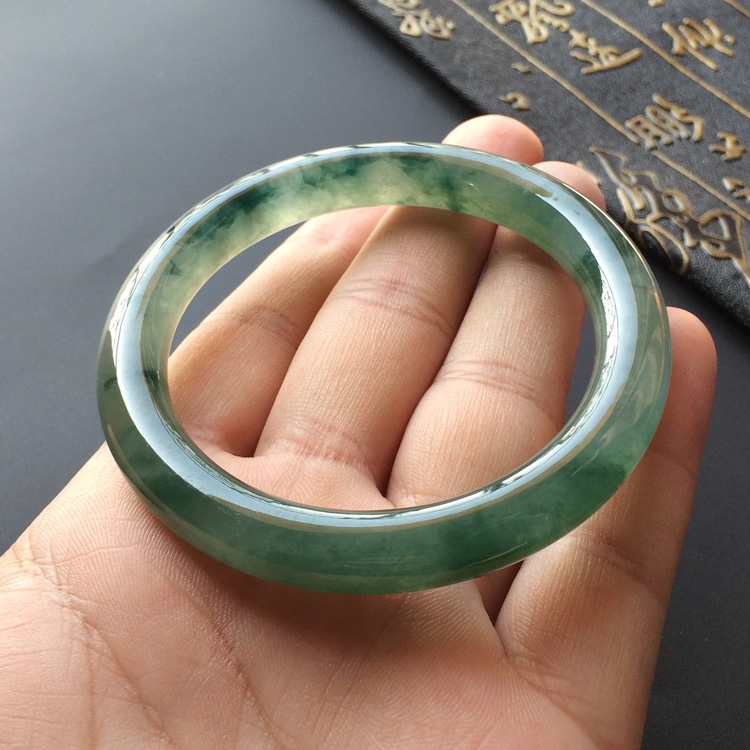 https://jdimg.jaadee.net//images/201512/goods_img/61548_d319698ac6d.jpg
