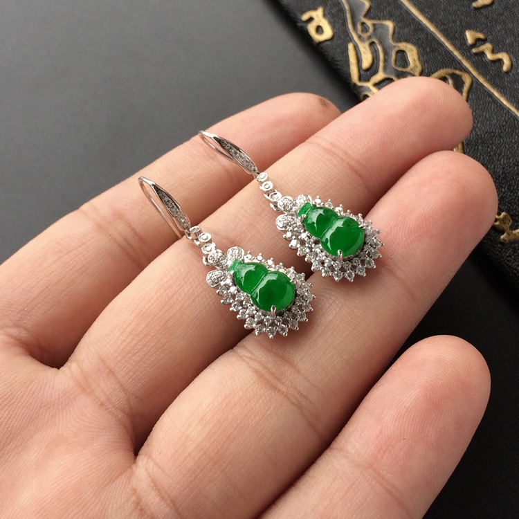 https://jdimg.jaadee.net//images/201512/goods_img/61616_d31c86865d5.jpg