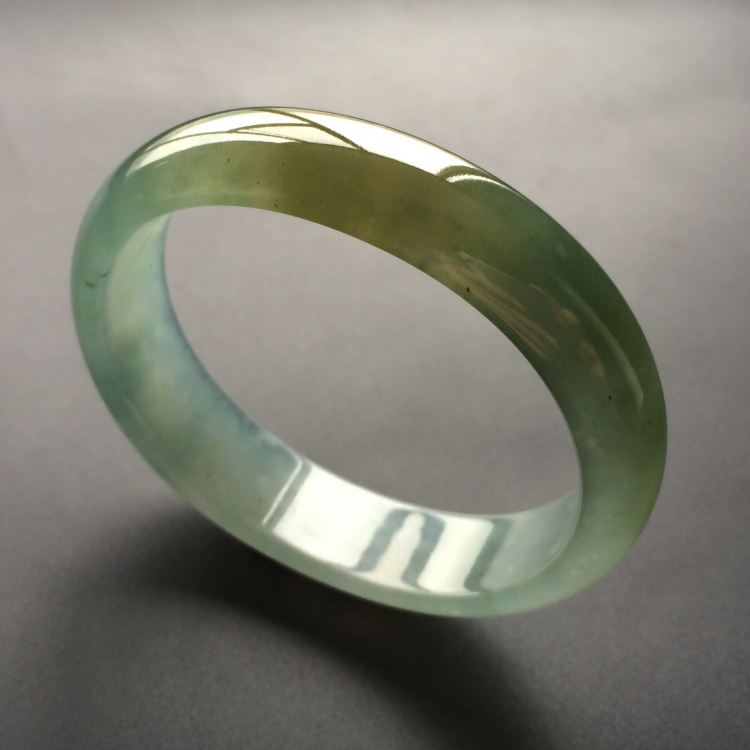 (超值推荐)冰种晴水褐黄翡贵妃镯(55mm-47.7mm)