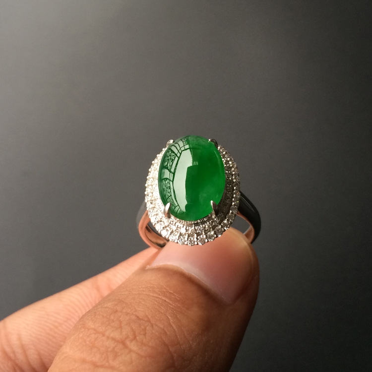 (超值推荐)冰种阳绿镶白金钻石戒指