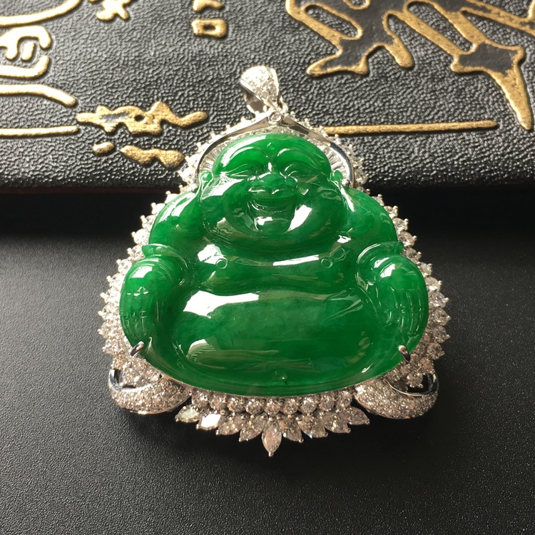 (超值推荐)糯冰种满阳绿镶白金钻石玉佛胸坠