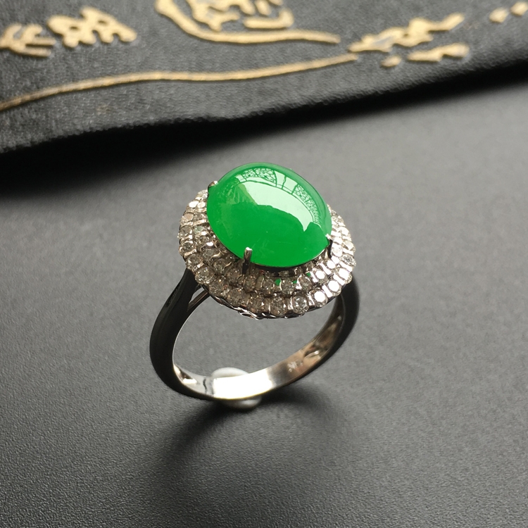 (超值推荐)冰种阳绿镶白金钻石戒指