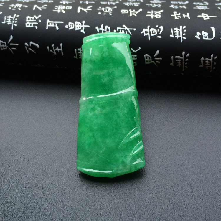 （超值推荐）糯冰种翠色节节高挂件