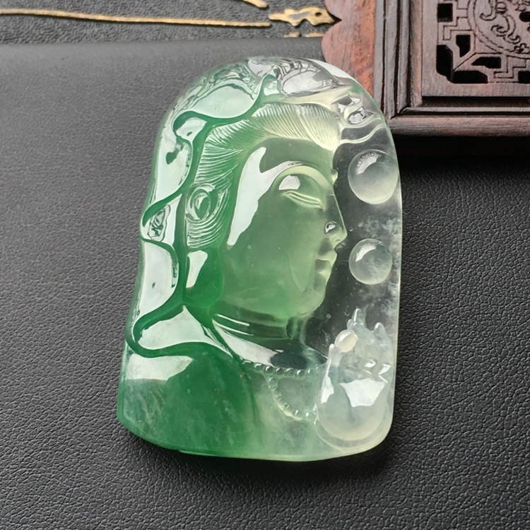 (超值推荐)冰玻种木那观音头挂件