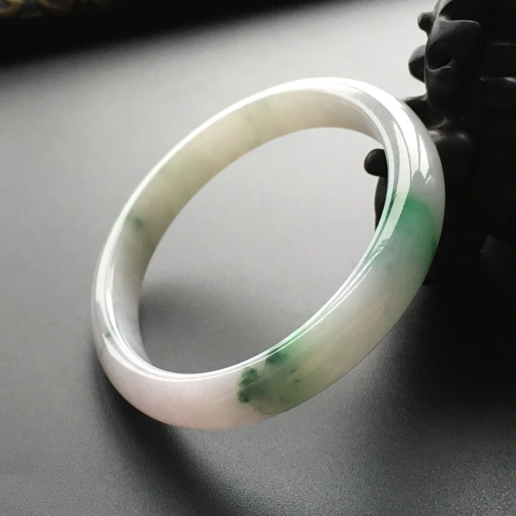(超值推荐)糯冰种飘花略带淡紫罗兰贵妃镯(55.2mm-48.4mm)