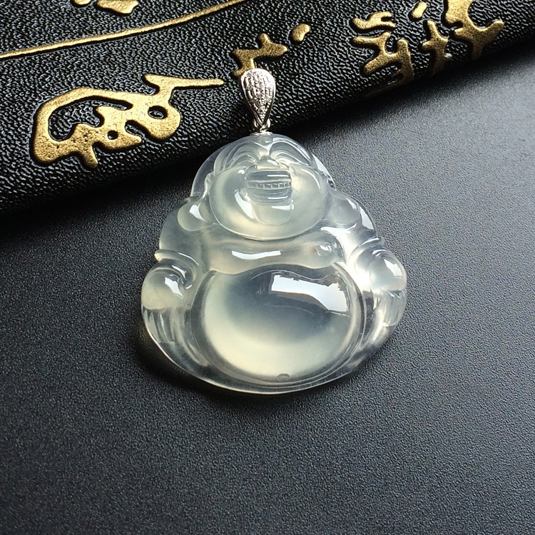 冰玻种淡晴水玉佛挂件