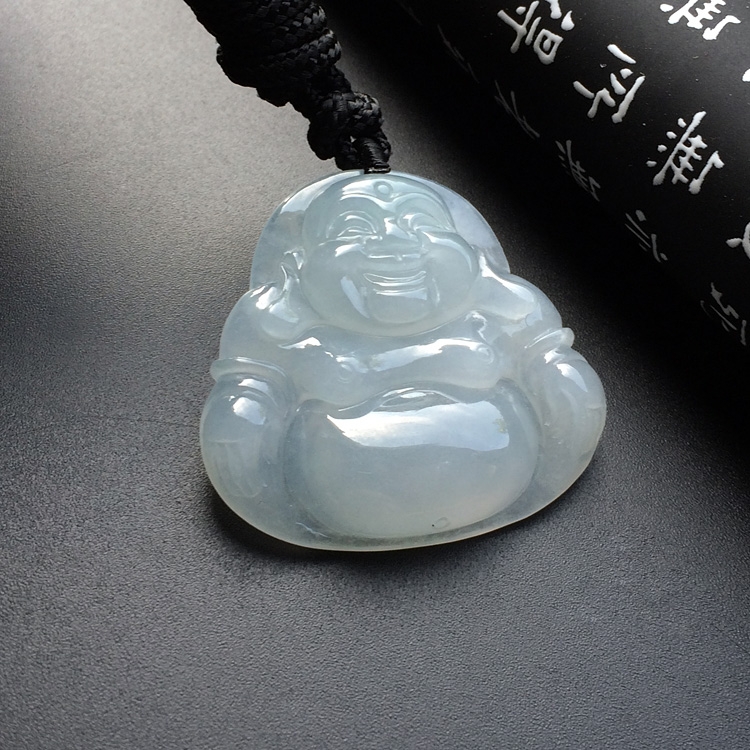 （超值推荐）糯冰种淡晴水玉佛挂件
