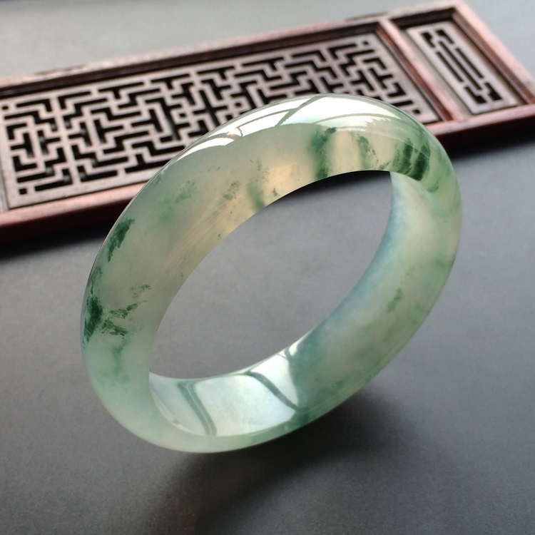 (超值推荐)冰种飘花手镯(57.4mm)