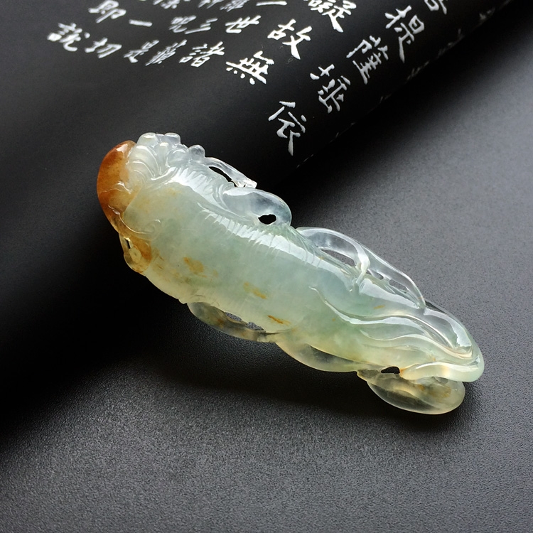 糯冰种黄翡略飘花人生如意挂件