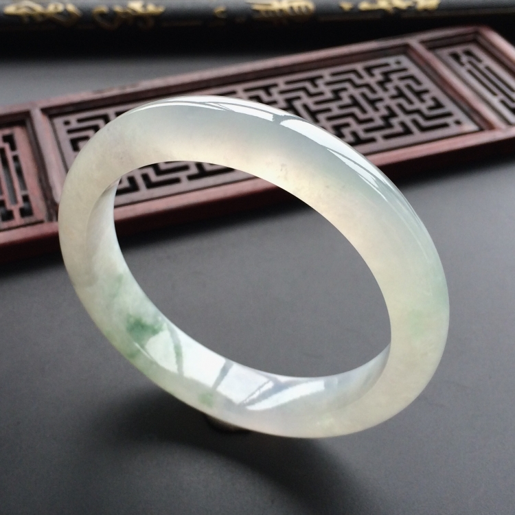 (超值推荐)冰种飘花手镯(56.4mm)