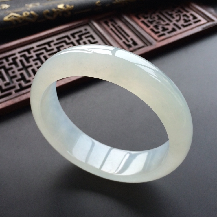 (超值推荐)冰种晴水手镯(57.3mm)