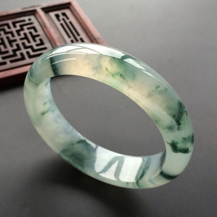 (超值推荐)冰种飘花手镯(56.3mm)