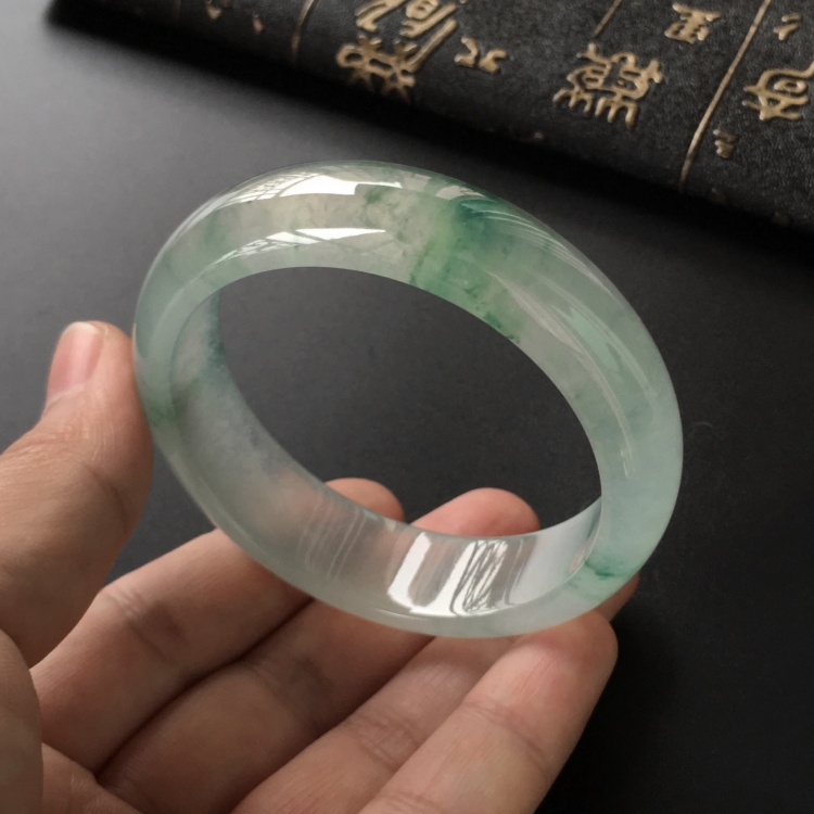 (超值推荐)冰种飘花手镯(59mm)