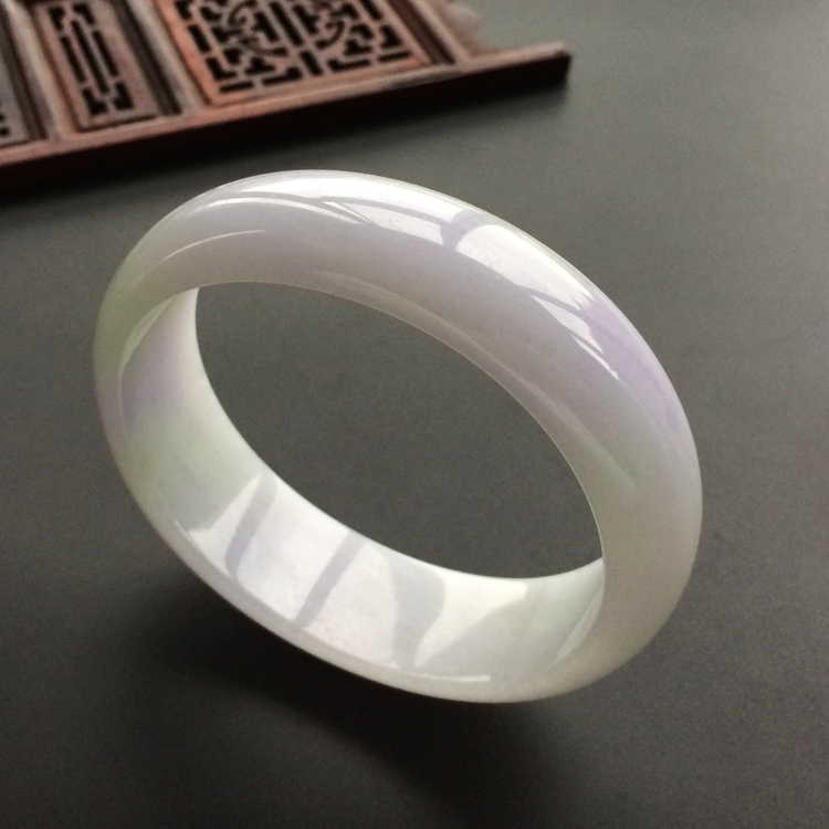 (超值推荐)糯冰种紫罗兰贵妃镯(57.3mm-51.1mm)
