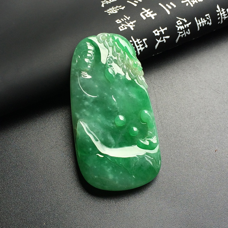 糯冰种翠色现身说法挂件