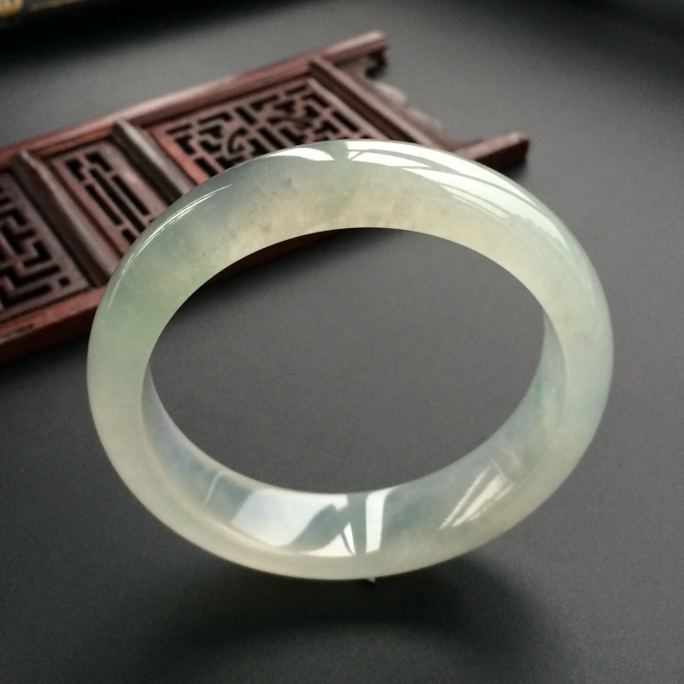 (超值推荐)冰种晴水手镯(53.7mm)