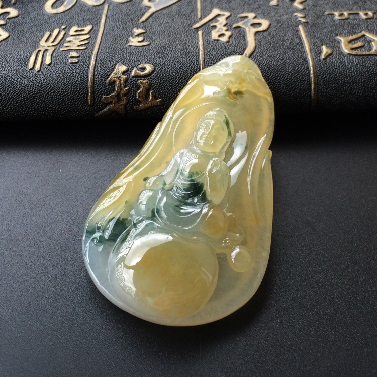 (超值推荐)糯冰种黄翡飘花龙树菩萨挂件