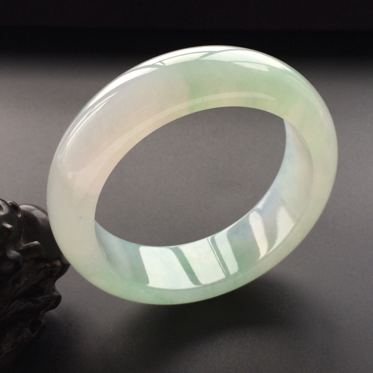 (超值推荐)冰种晴水飘花手镯（56.8mm）
