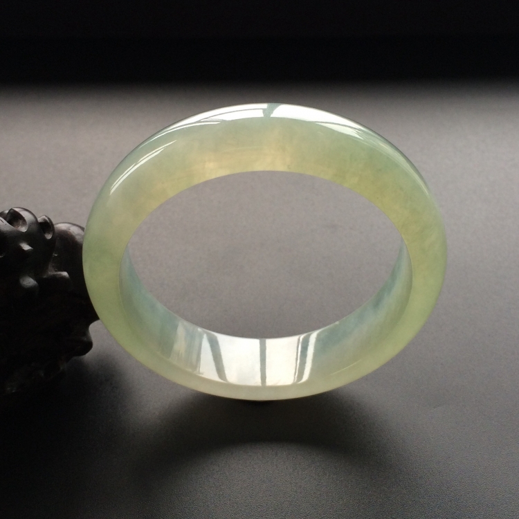 (超值推荐)冰种晴水手镯（55.6mm）