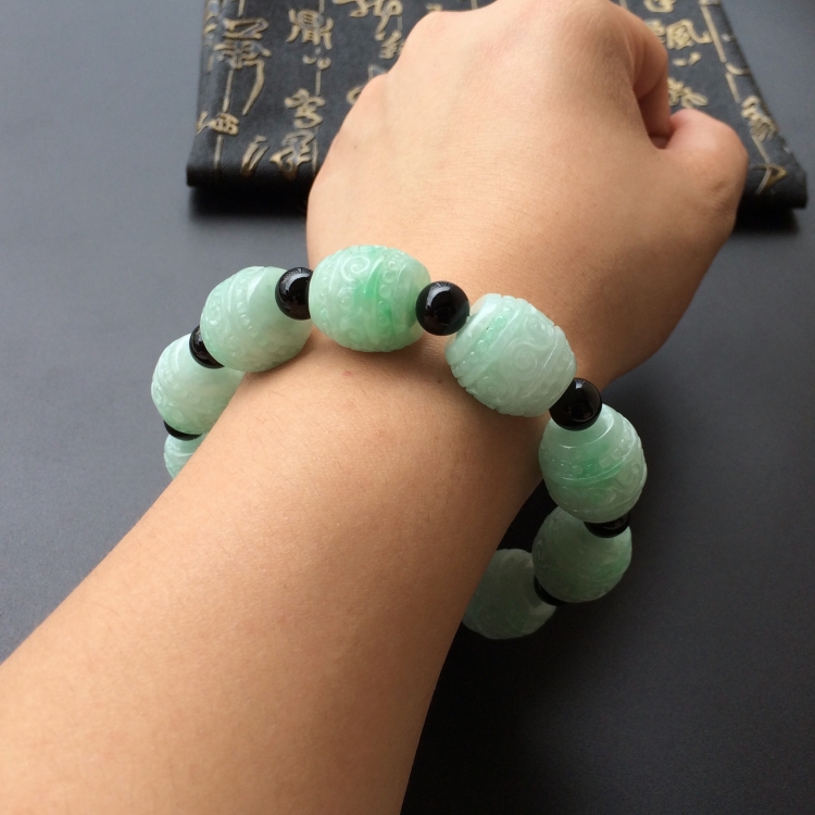 https://jdimg.jaadee.net//images/201605/goods_img/6496_d4ec3b46d16.jpg