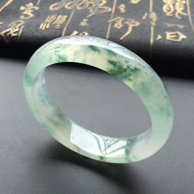 (超值推荐)冰种飘花手镯(53.4mm)
