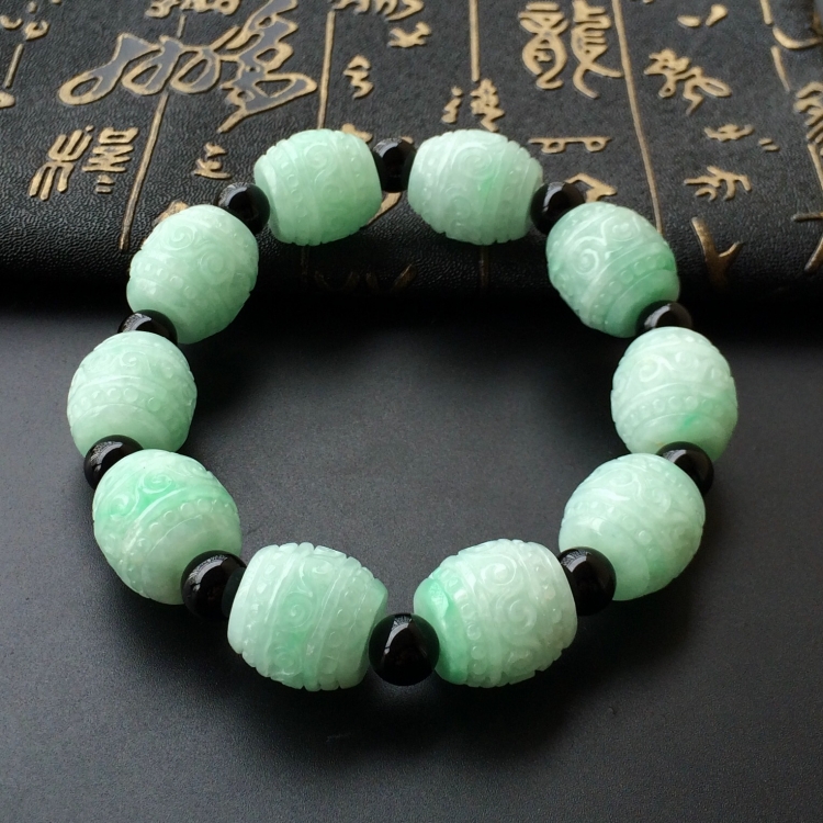 https://jdimg.jaadee.net//images/201605/goods_img/6791_d4f908d4ef3.jpg