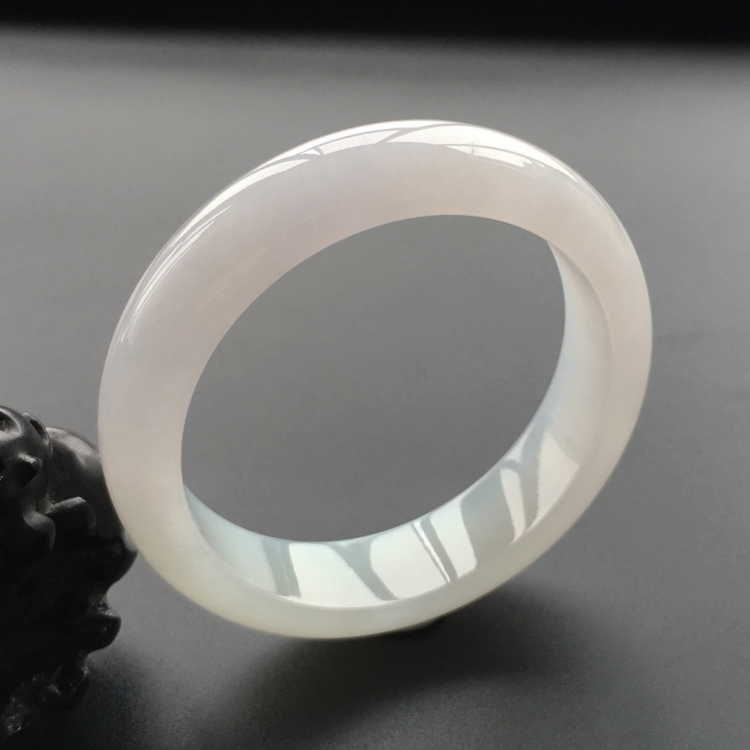 (超值推荐)糯冰种淡紫罗兰手镯(56.2mm)