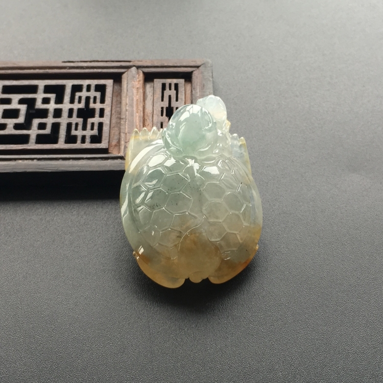 (超值推荐)冰种晴水黄翡长寿龟挂件