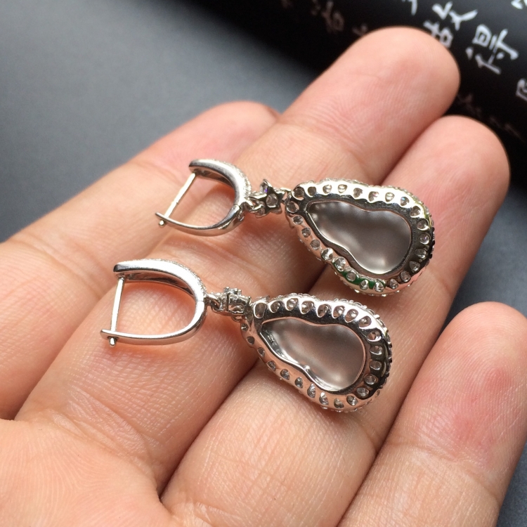 https://jdimg.jaadee.net//images/201605/goods_img/6968_d4fd1bc8cd3.jpg