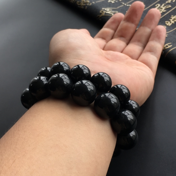https://jdimg.jaadee.net//images/201605/goods_img/7068_d50298f9755.jpg