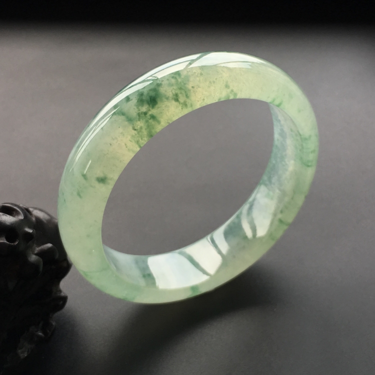 (超值推荐)冰种飘花手镯(58.8mm)