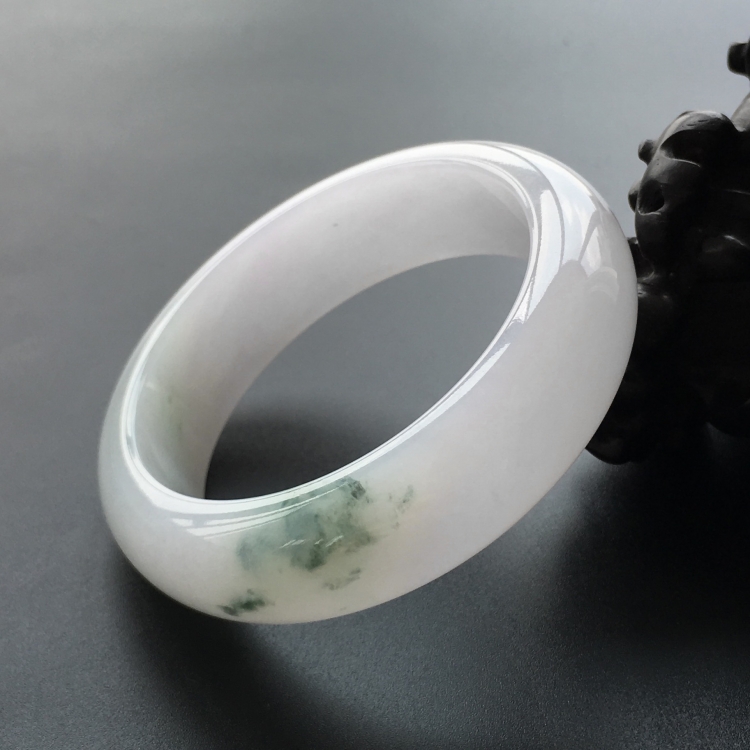 (超值推荐)糯冰种淡紫罗兰飘花手镯(56.4mm)