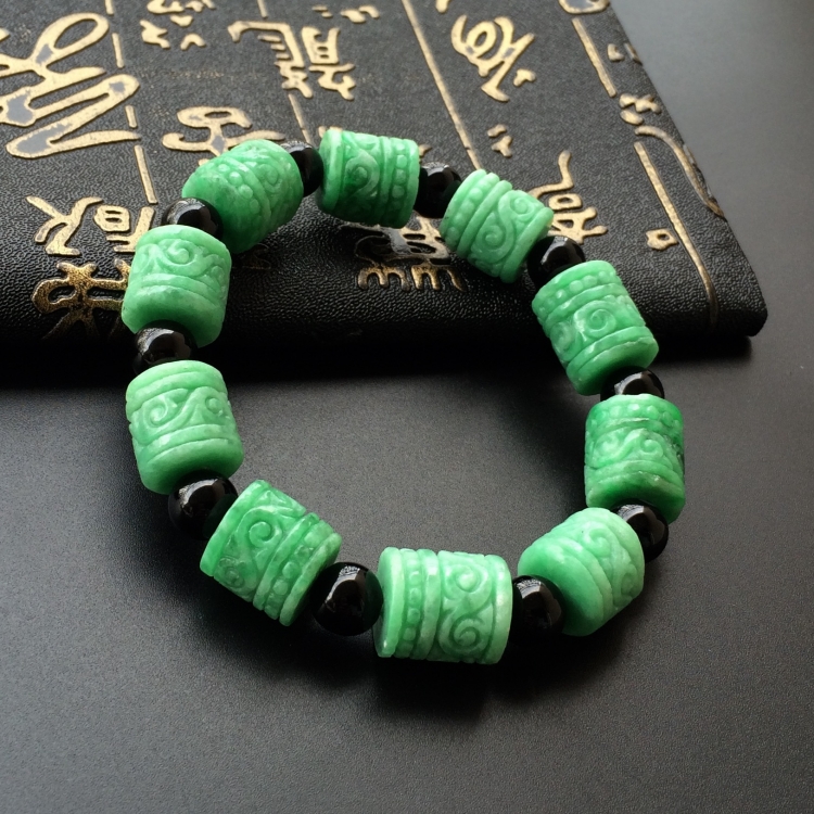 https://jdimg.jaadee.net//images/201605/goods_img/7646_d516b398358.jpg