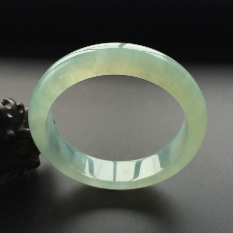 (超值推荐)冰种晴水手镯(58mm)