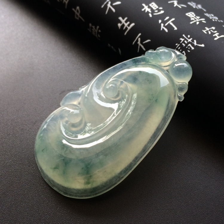 （超值推荐）冰种略飘花如意挂件