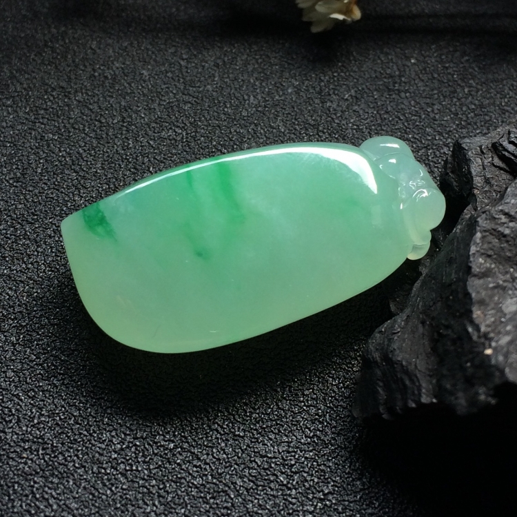 https://jdimg.jaadee.net//images/201606/goods_img/10215_155912f91f8.jpg