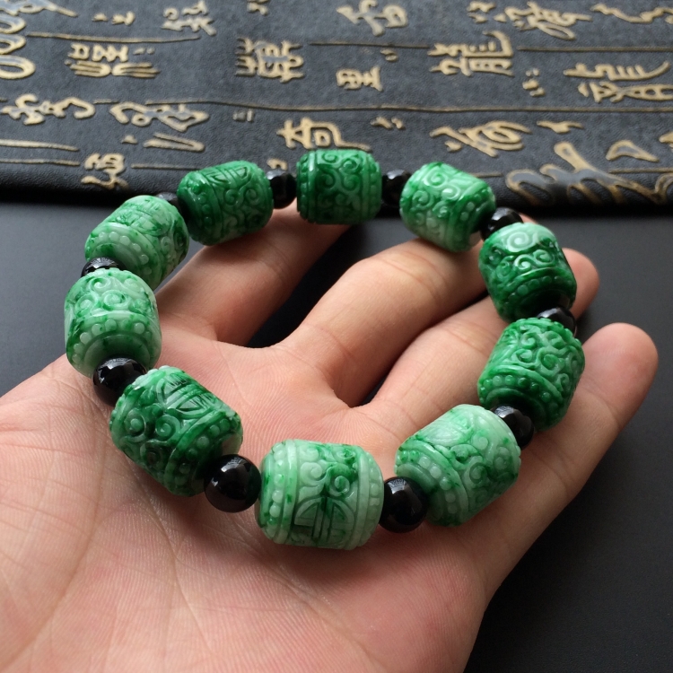 https://jdimg.jaadee.net//images/201606/goods_img/10346_d5804b05687.jpg