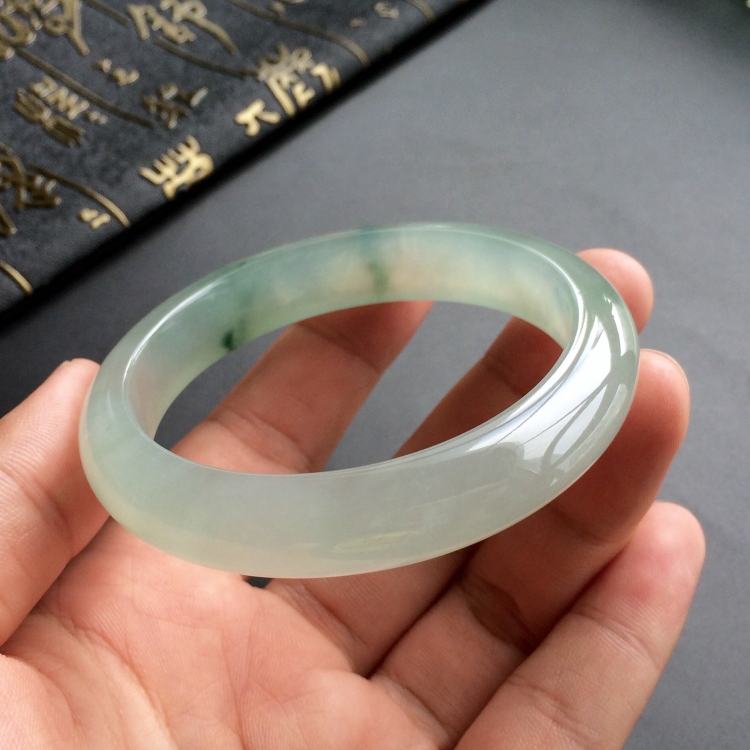 https://jdimg.jaadee.net//images/201606/goods_img/10414_d580e138eb1.jpg