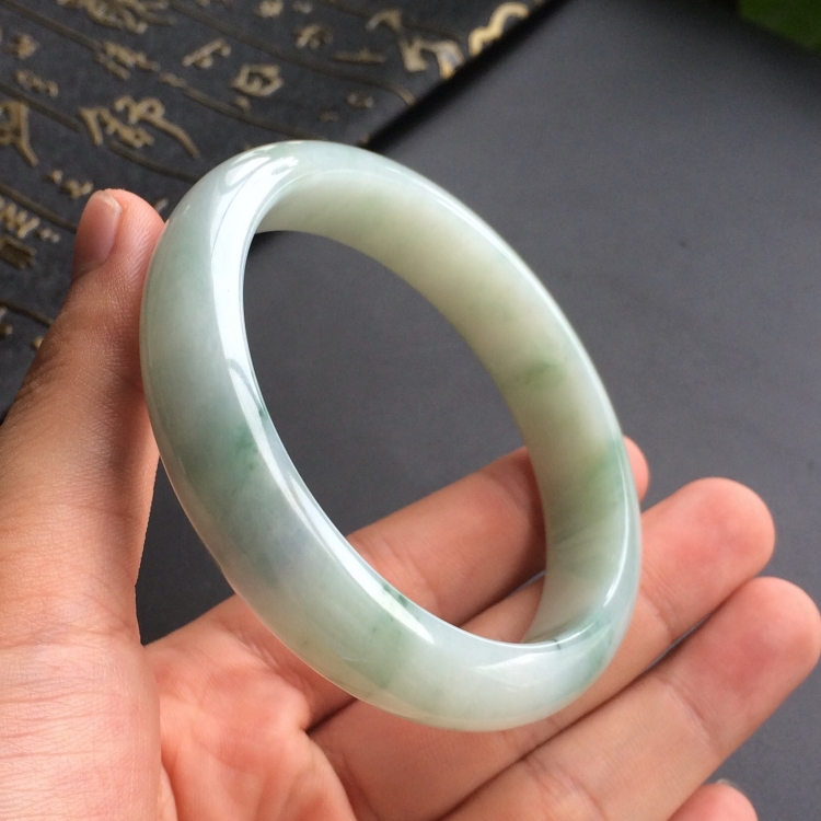 https://jdimg.jaadee.net//images/201606/goods_img/10495_d583e8191ec.jpg