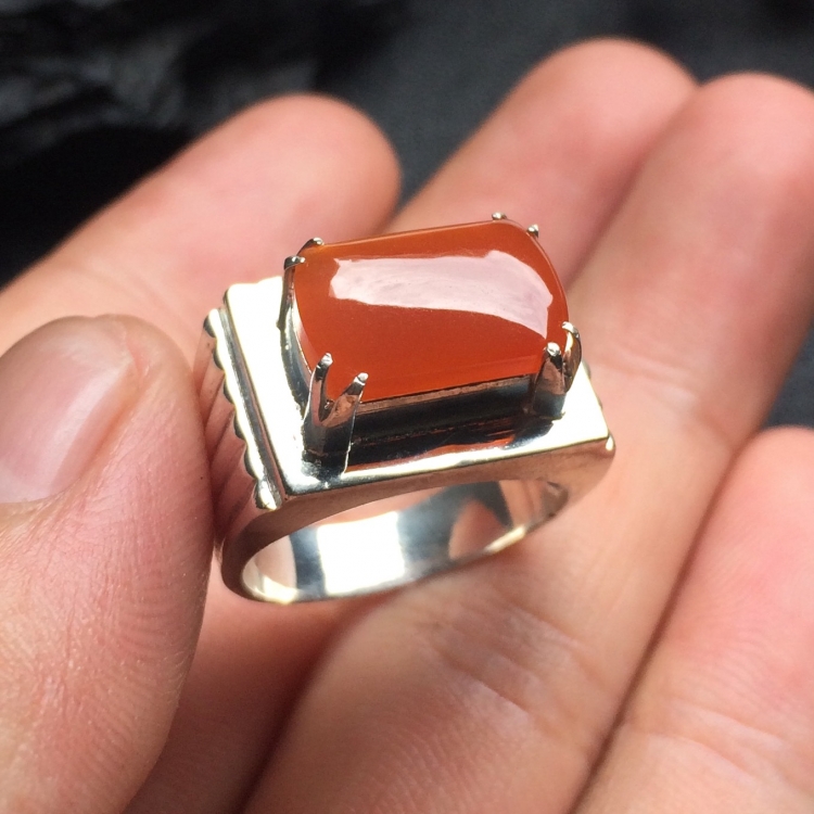 https://jdimg.jaadee.net//images/201606/goods_img/10531_d58428c62ce.jpg